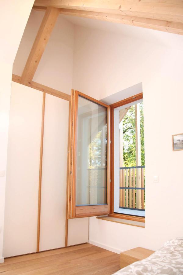 Apartment Jurijana - New 4-Bedroom Triplex With Sauna & Garden Бохинь Экстерьер фото