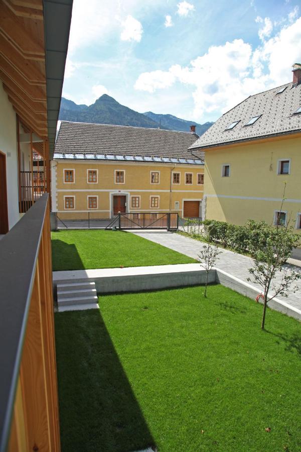Apartment Jurijana - New 4-Bedroom Triplex With Sauna & Garden Бохинь Экстерьер фото