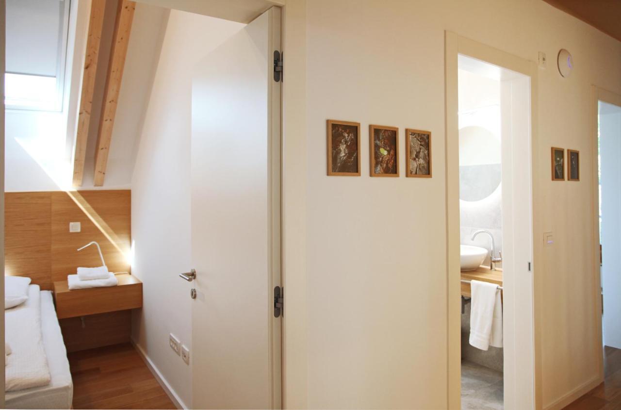 Apartment Jurijana - New 4-Bedroom Triplex With Sauna & Garden Бохинь Экстерьер фото